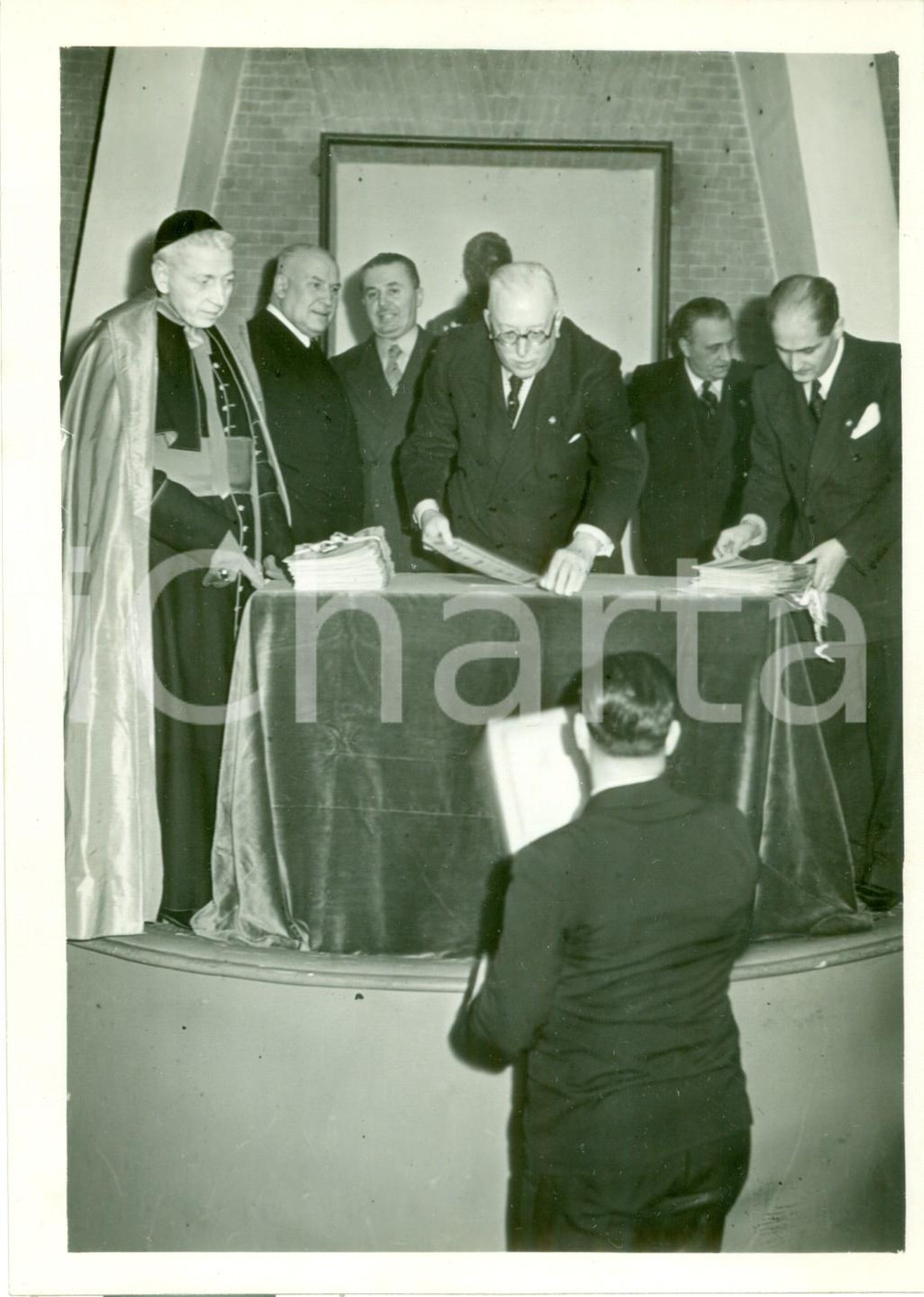 Fotografia d epoca originale 1938 MILANO Giuseppe DE CAPITANI D ARZAGO consegna diplomi Fotografia 1