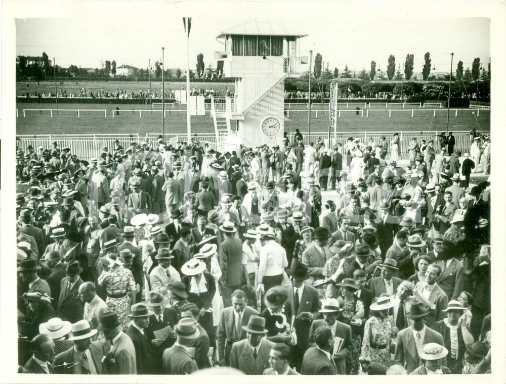 Fotografia d epoca originale 1936 MILANO Ippica Folla all Ippodromo di SAN SIRO Fotografia 1