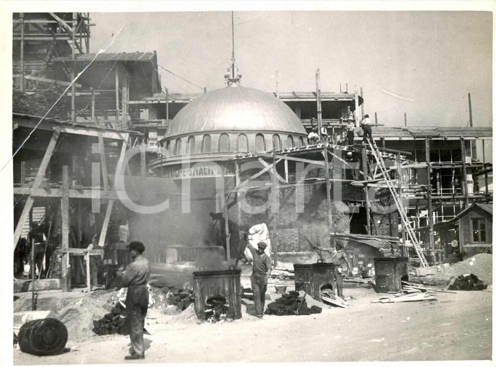 Fotografia d epoca originale 1935 MILANO FIERA CAMPIONARIA Costruzione di un nuovo padiglione DANNEGGIATA 1
