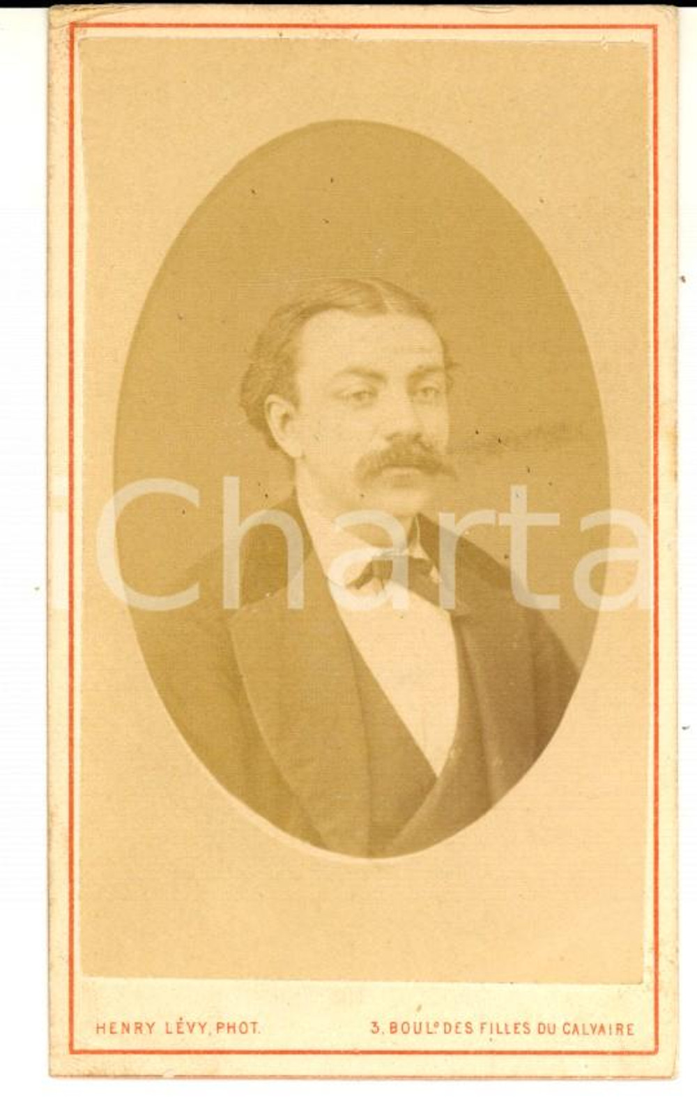 Fotografia d epoca originale 1870 ca PARIS Ritratto maschile con cravattino Fotografia Henry LEVY CDV 1