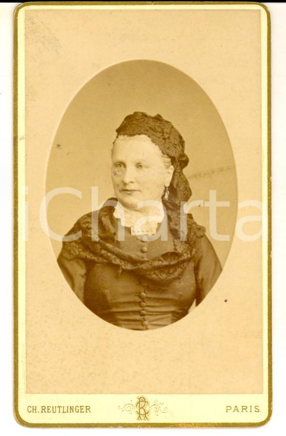 Fotografia d epoca originale 1880 ca PARIS F Ritratto di donna con velo nero in pizzo Foto REUTLINGER CDV 1