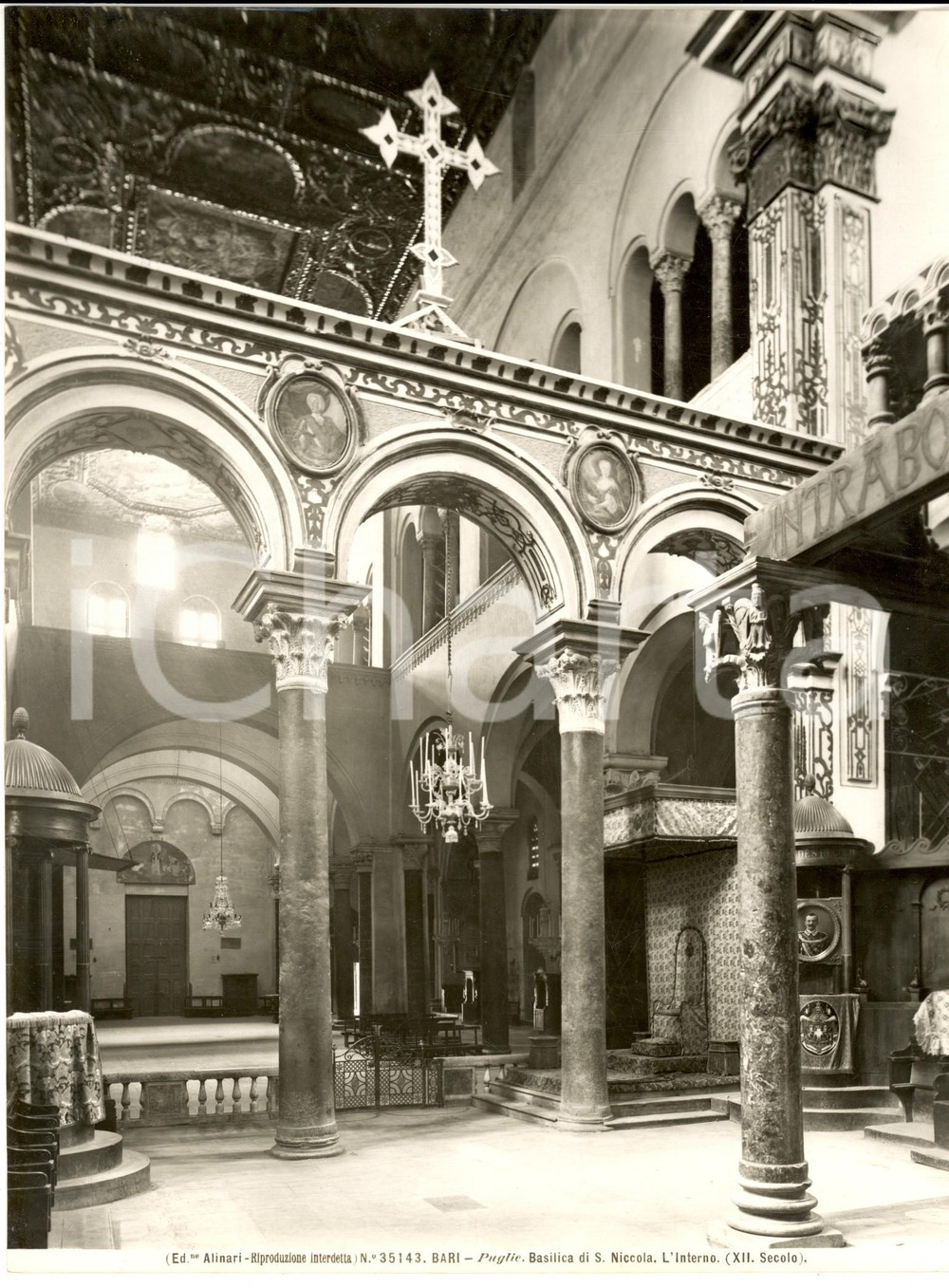 Fotografia d epoca originale 1930 ca BARI Basilica di SAN NICOLA  L interno Fotografia ALINARI 19x25 cm 1