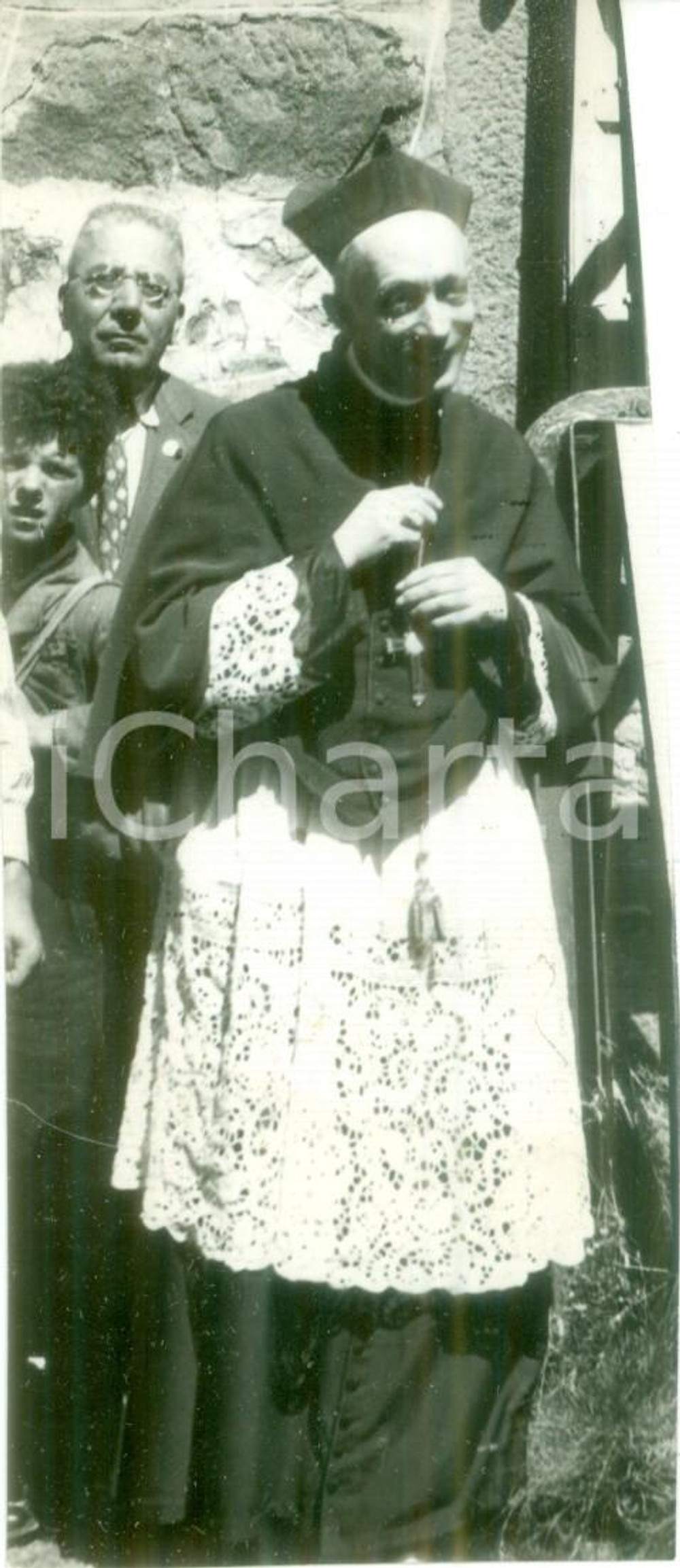 Fotografia d epoca originale 1930 ca MILANO ? Cardinale Ildefonso SCHUSTER in visita Fotografia cm 5 x 14 1