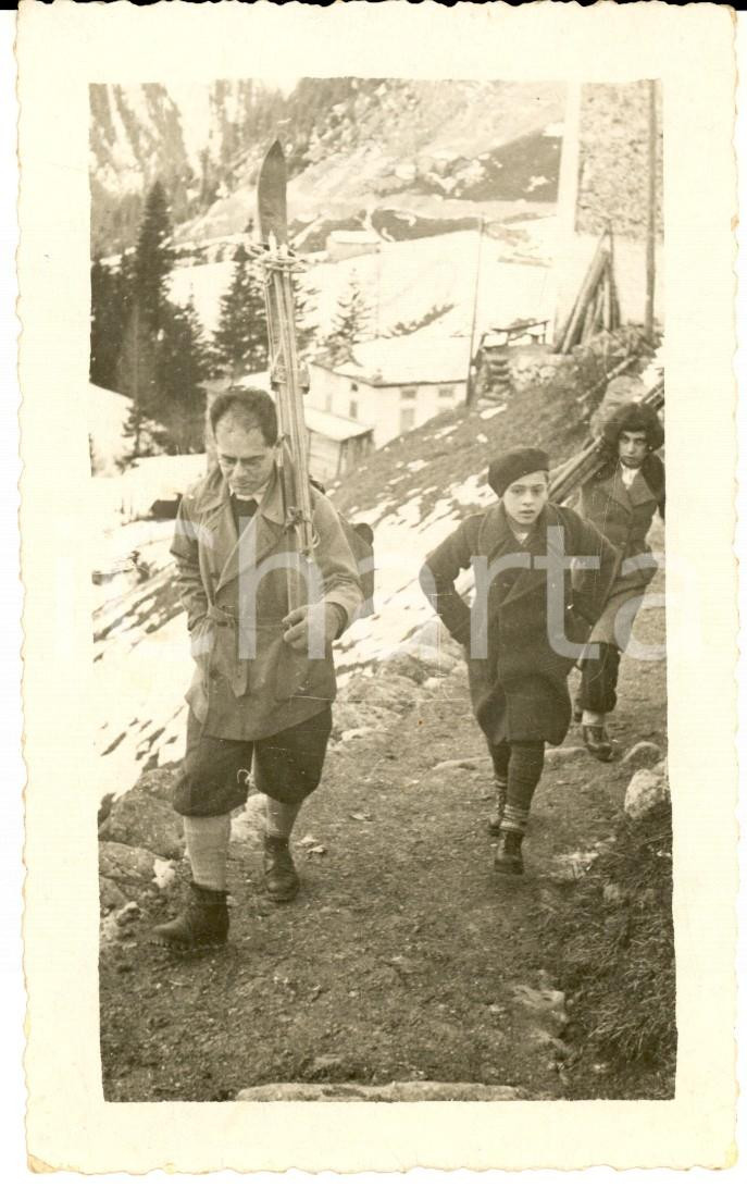 Fotografia d epoca originale 1937 SONDRIO ? Conte Edmondo ZANCHI in montagna con i figli Foto cartolina 1