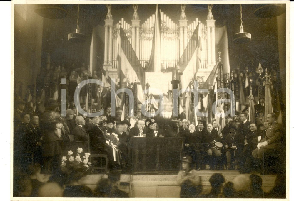 Fotografia d epoca originale 1940 ca MILANO Cerimonia di premiazione patriottica Fotografia STRAZZA 16x12 cm 1