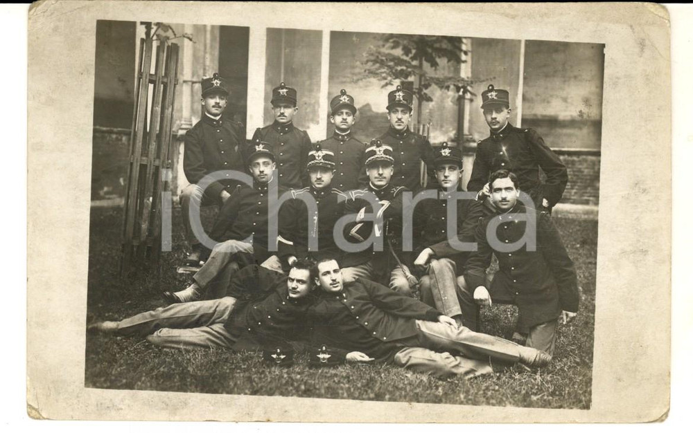 Fotografia d epoca originale 1914 ca REGIO ESERCITO Gruppo di giovani ufficiali di SANITA  Foto cartolina 1