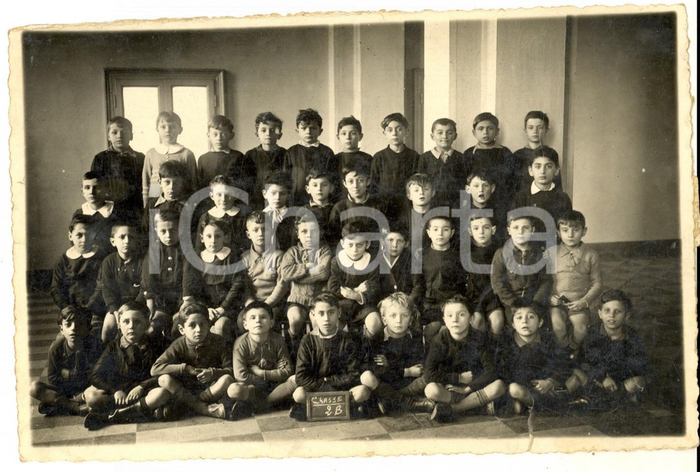 Fotografia d epoca originale 1940 ca MILANO Ritratto di una classe 2 elementare maschile Foto 18x12 cm 1