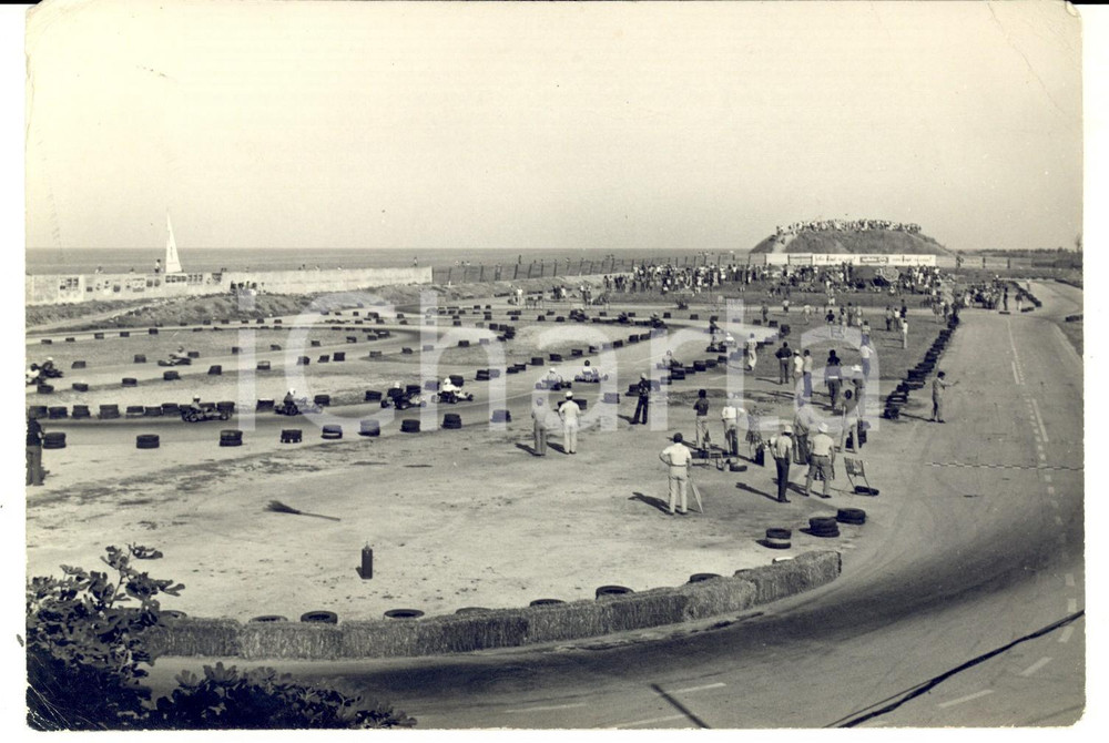 Fotografia d epoca originale 1980 ca FANO Circuito di kart durante una gara Fotografia VINTAGE 18x13 cm 1