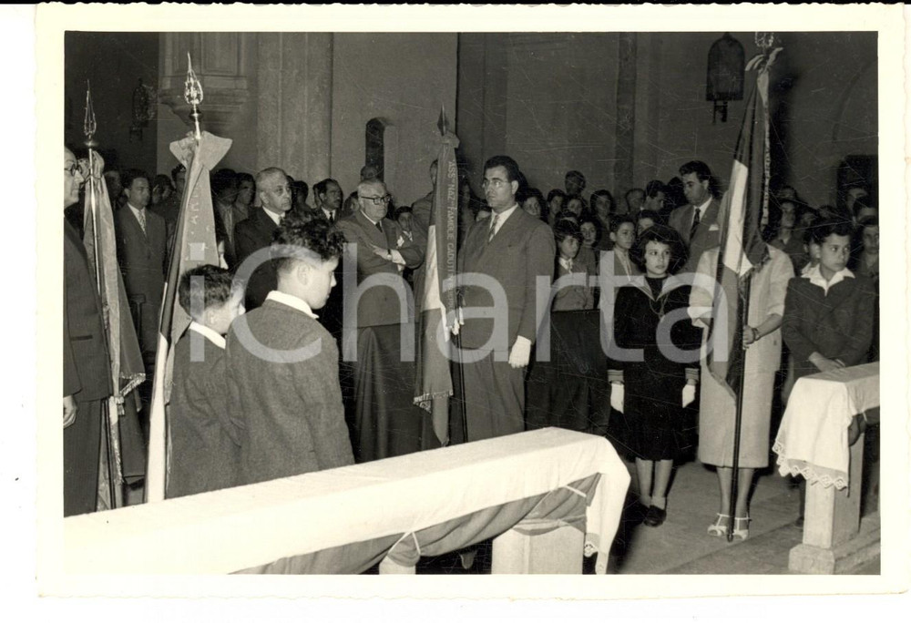 Fotografia d epoca originale 1950 ca TERNI Cerimonia religiosa per i Caduti in guerra Foto 15x11 cm 1