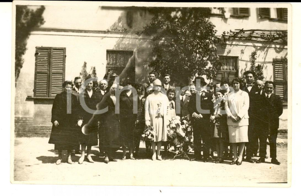 Fotografia d epoca originale 1930 ca AREA TOSCANA ? Gruppo di famiglia a un matrimonio Foto 13x9 cm 1