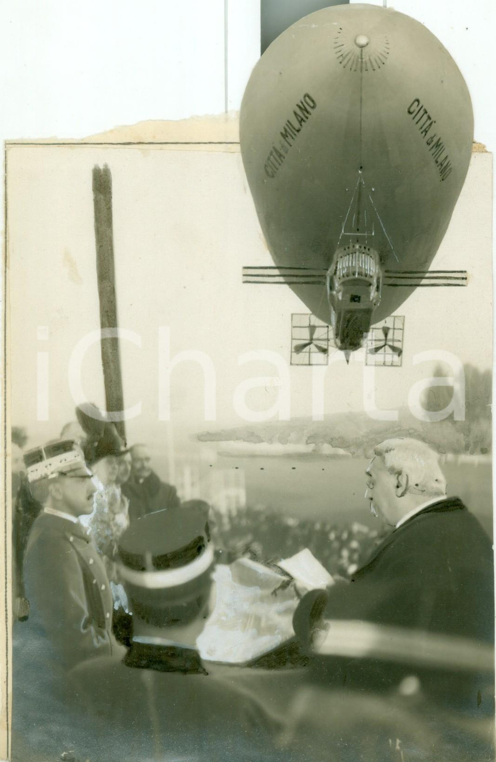Fotografia d epoca originale 1913 MILANO BAGGIO Dirigibile Città  di Milano volo prova Fotomontaggio d epoca 1