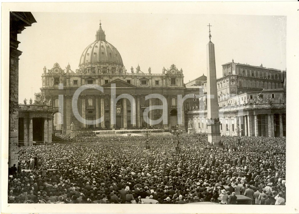 Fotografia d epoca originale 1938 CITTA  DEL VATICANO Folla in Piazza SAN PIETRO per benedizione PIO XI Foto 1