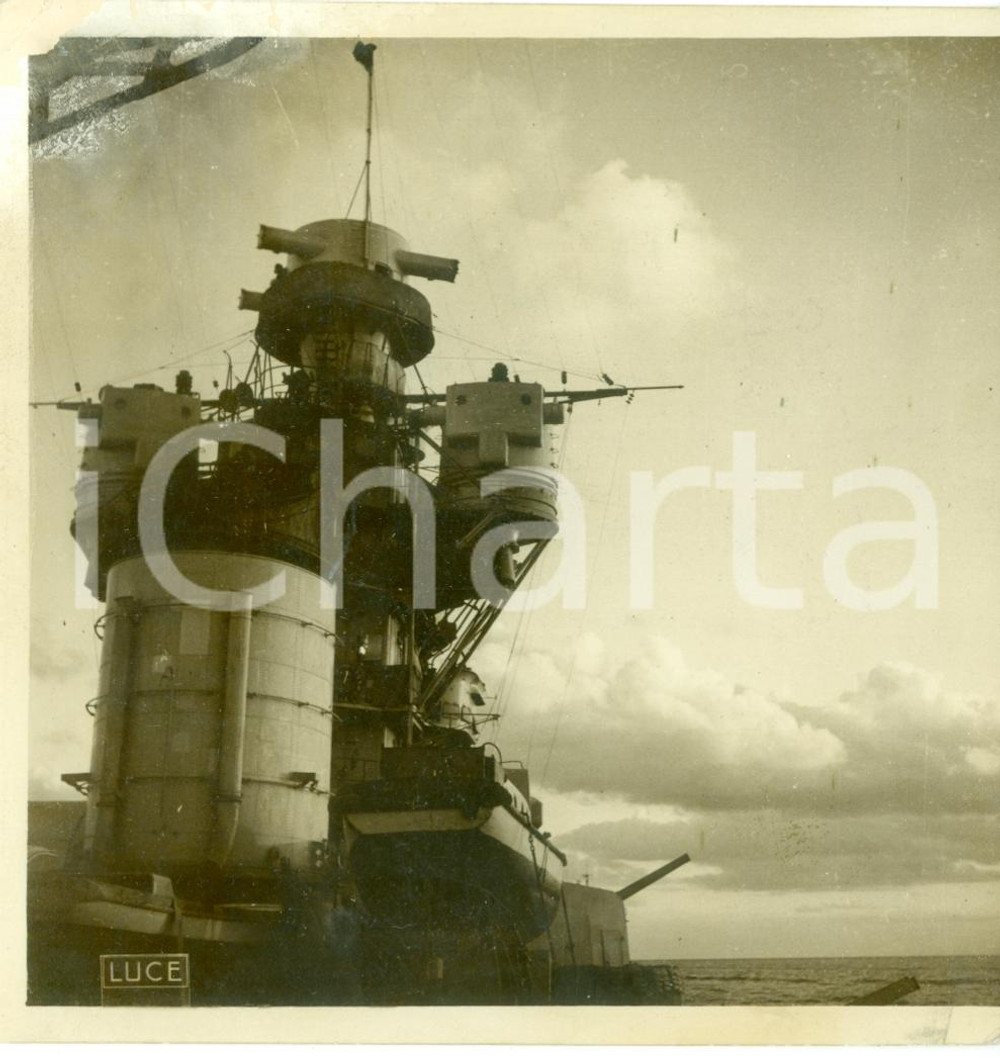 Fotografia d epoca originale 1941 WWII GUERRA NAVALE ITALIANA Incrociatore nel MEDITERRANEO Fotografia 1