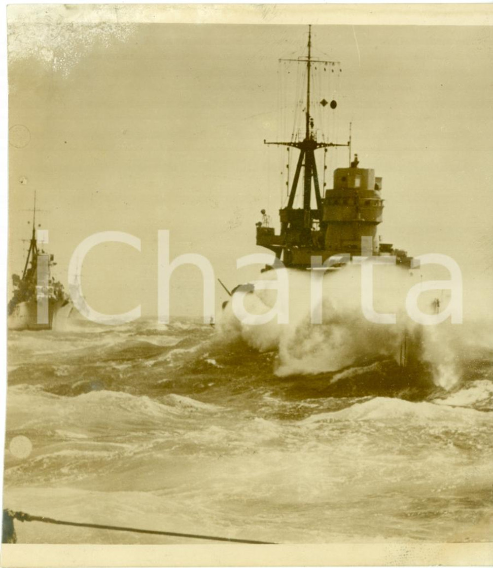 Fotografia d epoca originale 1942 WWII GUERRA NAVALE ITALIANA Cacciatorpedinieri nel MEDITERRANEO Fotografia 1