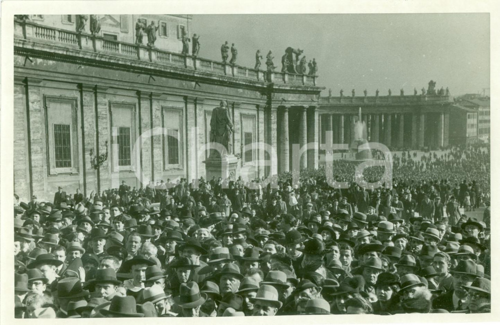 Fotografia d epoca originale 1939 CITTA  DEL VATICANO Folla in Piazza SAN PIETRO per morte PIO XI Fotografia 1