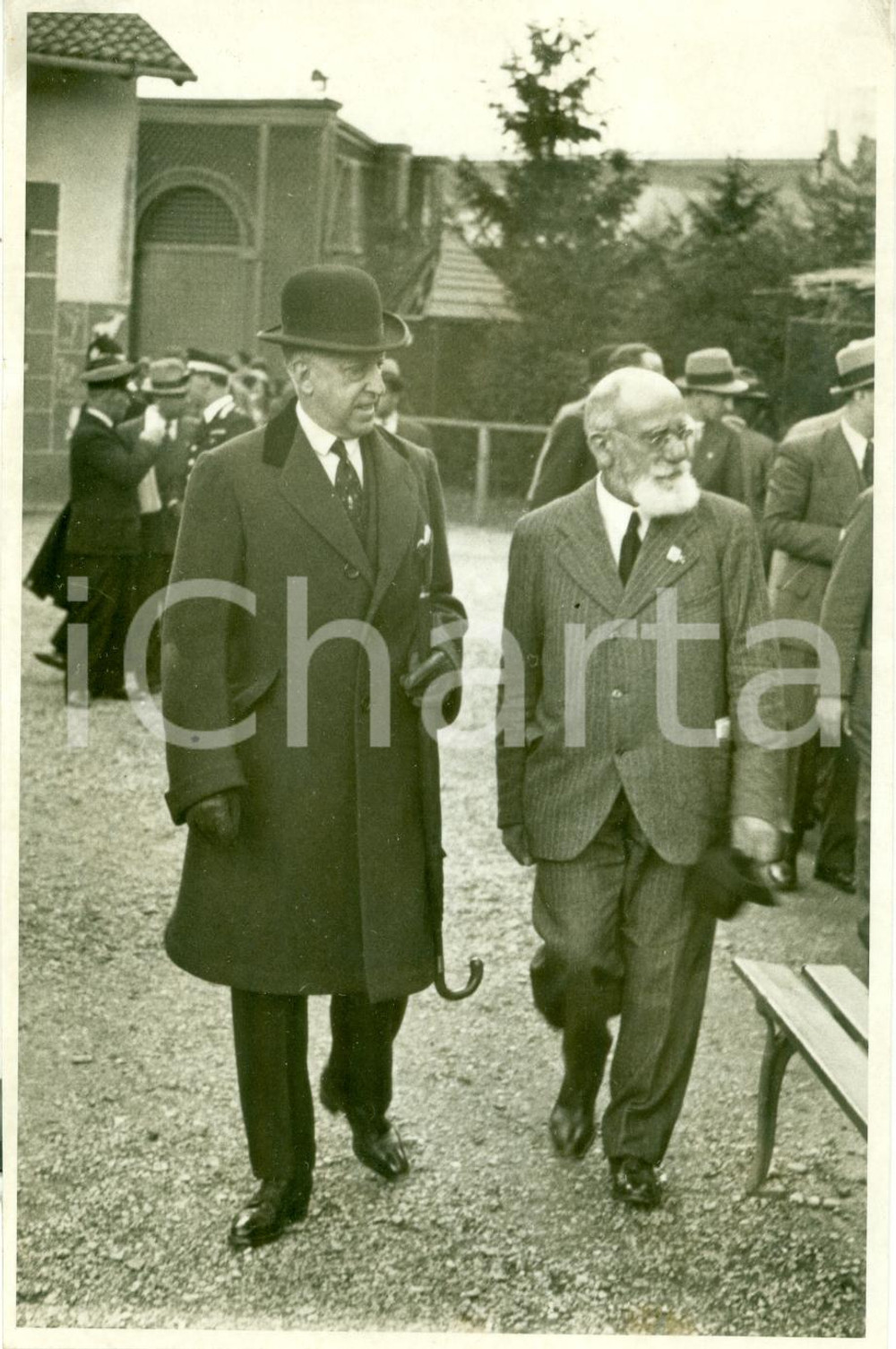 Fotografia d epoca originale 1935 MILANO Virgilio VIGANONI e Conte di TORINO visitano FIERA CAMPIONARIA Foto 1