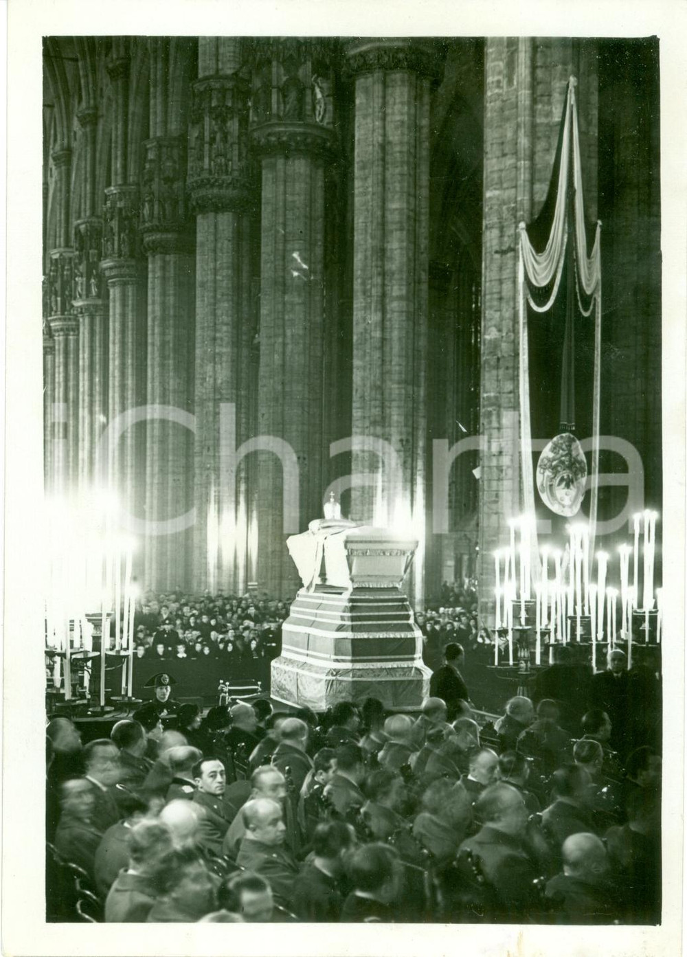 Fotografia d epoca originale 1939 MILANO Ufficio funebre in Duomo per morte PIO XI Fotografia 1