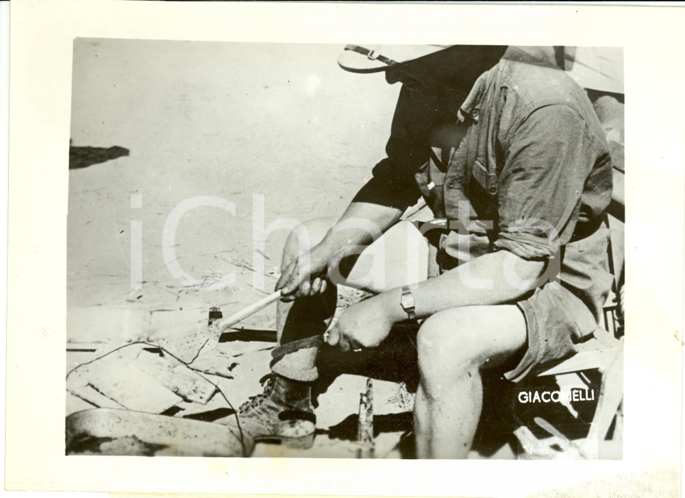 Fotografia d epoca originale 1941 ETIOPIA? A.O.I. Militare durante la preparazione del rancio Fotografia 1