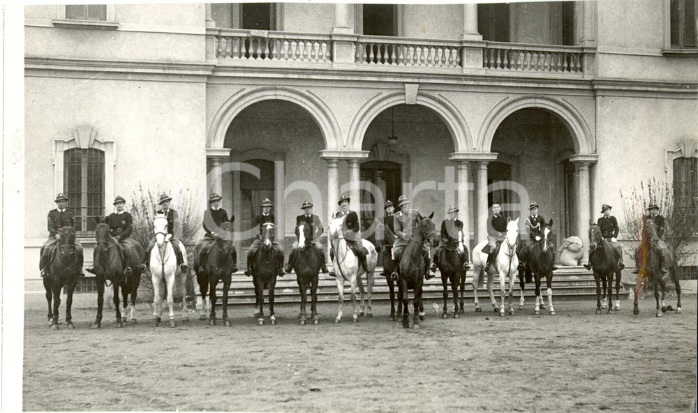 Fotografia d epoca originale 1934 MILANO Scuola Equitazione  Esercitazioni Avanguardisti Cavalleggeri Foto 1