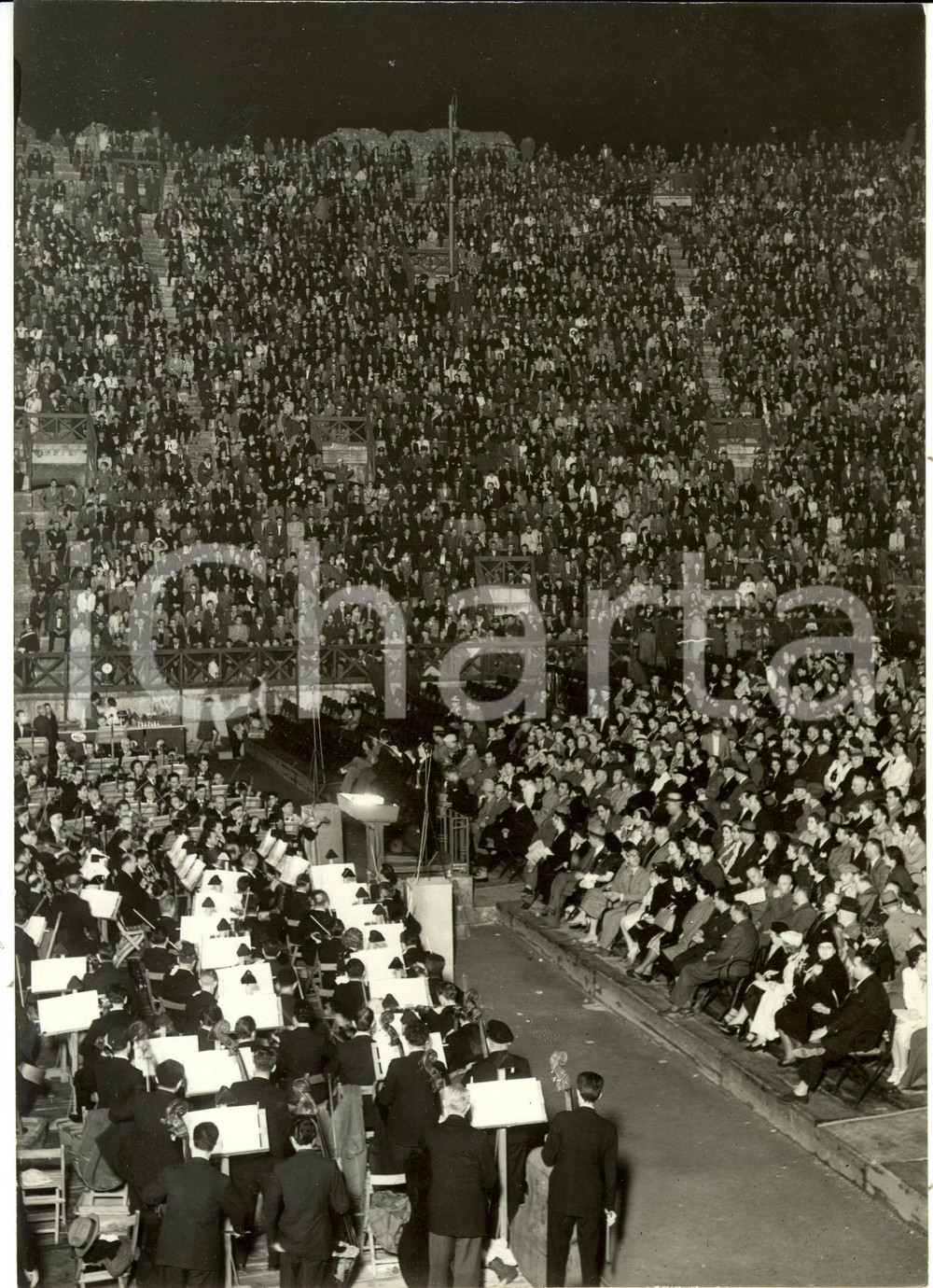 Fotografia d epoca originale 1938 VERONA Orchestra e folto pubblico Arena per prima NABUCCO Fotografia 1