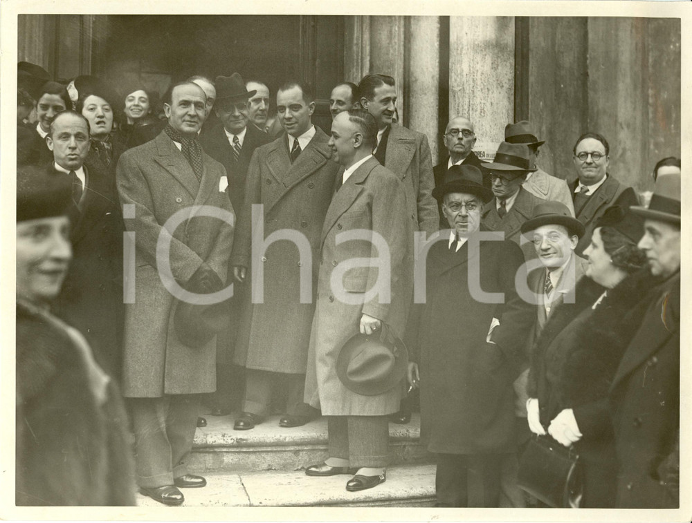 Fotografia d epoca originale 1939 ROMA Santa Maria della PietÃ   Dino ALFIERI con giornalisti Fotografia 1