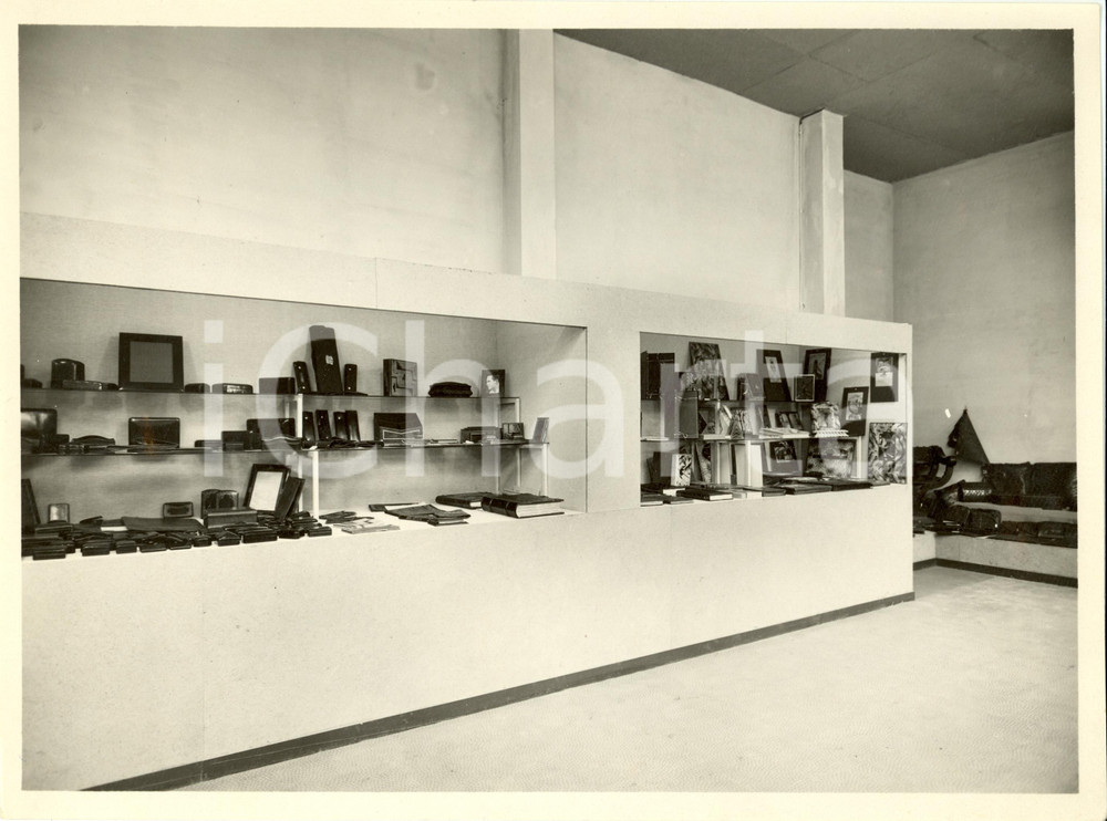 Fotografia d epoca originale 1932 FIRENZE Fiera Nazionale dell Artigianato  Vetrina pelletteria Fotografia 1