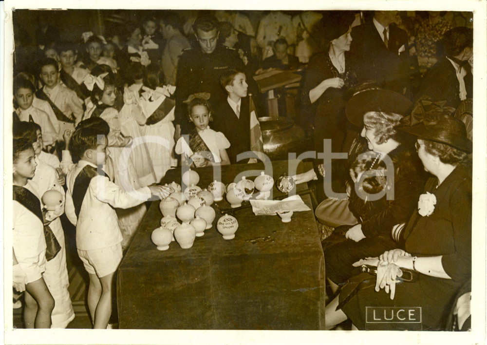 Fotografia d epoca originale 1939 ROMA Festa salvadanai pro Casa del Sole Principessa GIOVANELLI Foto 1