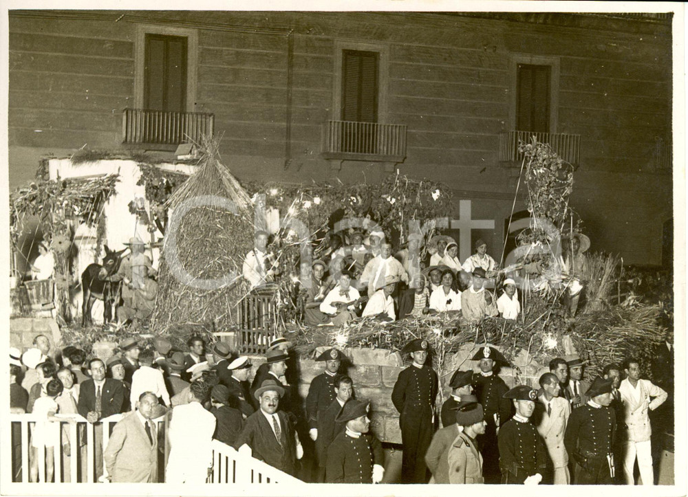 Fotografia d epoca originale 1933 NAPOLI Festa PIEDIGROTTA Campagna del Grano Dopolavoro ANSALDO Fotografia 1