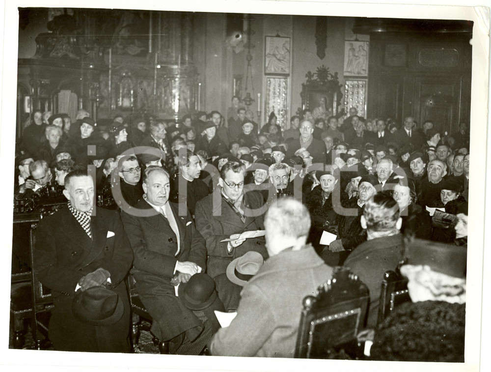 Fotografia d epoca originale 1938 MILANO Guido PESENTI PodestÃ  assiste concerto chiesa SAN SEBASTIANO Foto 1