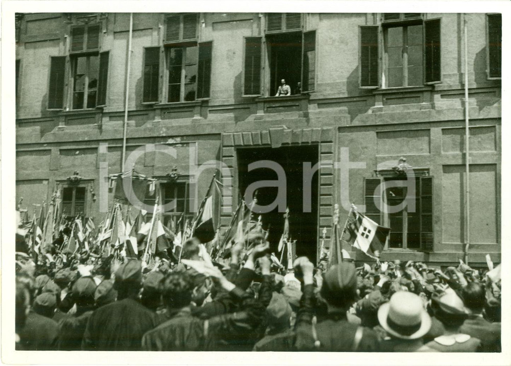 Fotografia d epoca originale 1937 TORINO Principe UMBERTO II saluta Fanti in congedo Raduno Nazionale FOTO 1