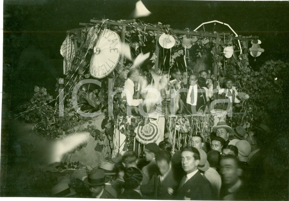 Fotografia d epoca originale 1930 MILANO LIDO Carro musicale GENNARELLI a Feste di PIEDIGROTTA Fotografia 1