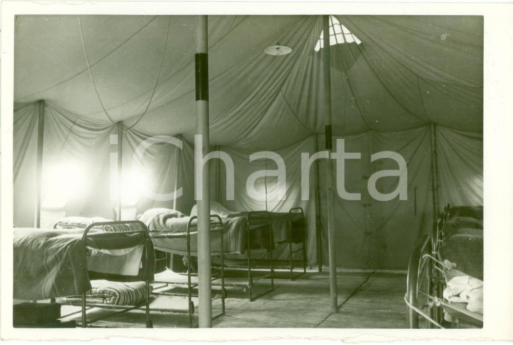 Fotografia d epoca originale 1939 PASSO DEL CERRETO MS Dormitori campo estivo dei marinai Fotografia 1