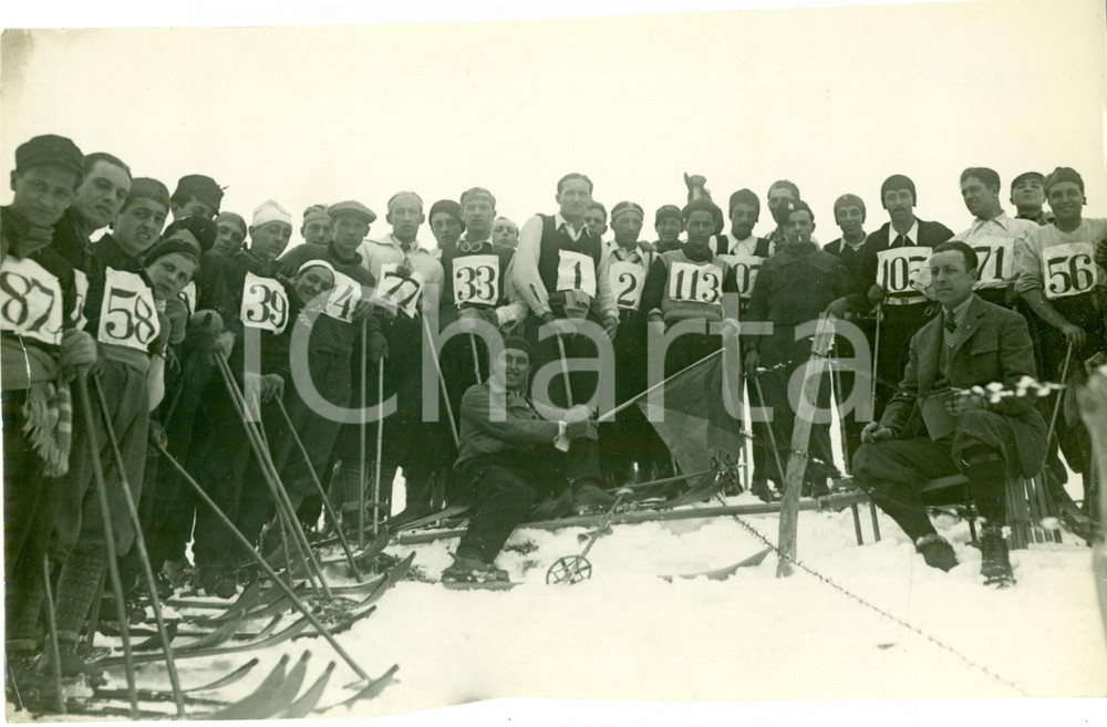 Fotografia d epoca originale 1932 SELVINO BG Concorso sciatori Provincia di MILANO per Brevetto DANNEGGIATA 1