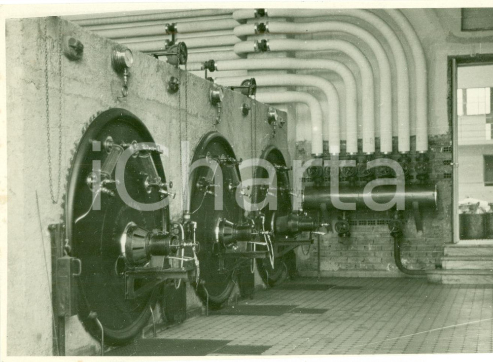 Fotografia d epoca originale 1935 GENOVA Distributori meccanici Centrale del Latte Fotografia 1