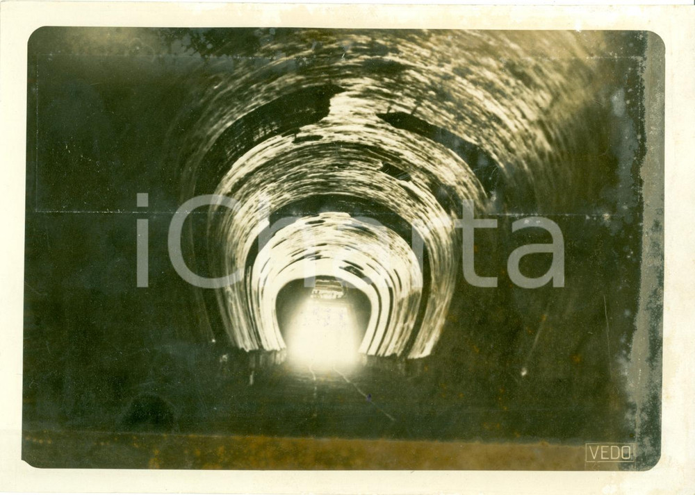 Fotografia d epoca originale 1940 ROMA Tunnel nuovo acquedotto PESCHIERACAPORE Fotografia 1
