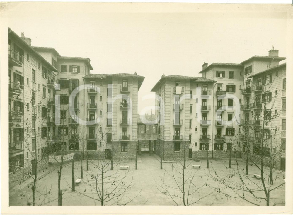 Fotografia d epoca originale 1925 TRIESTE Nuovo palazzo case minime VIA DELLE GINESTRE Fotografia 1