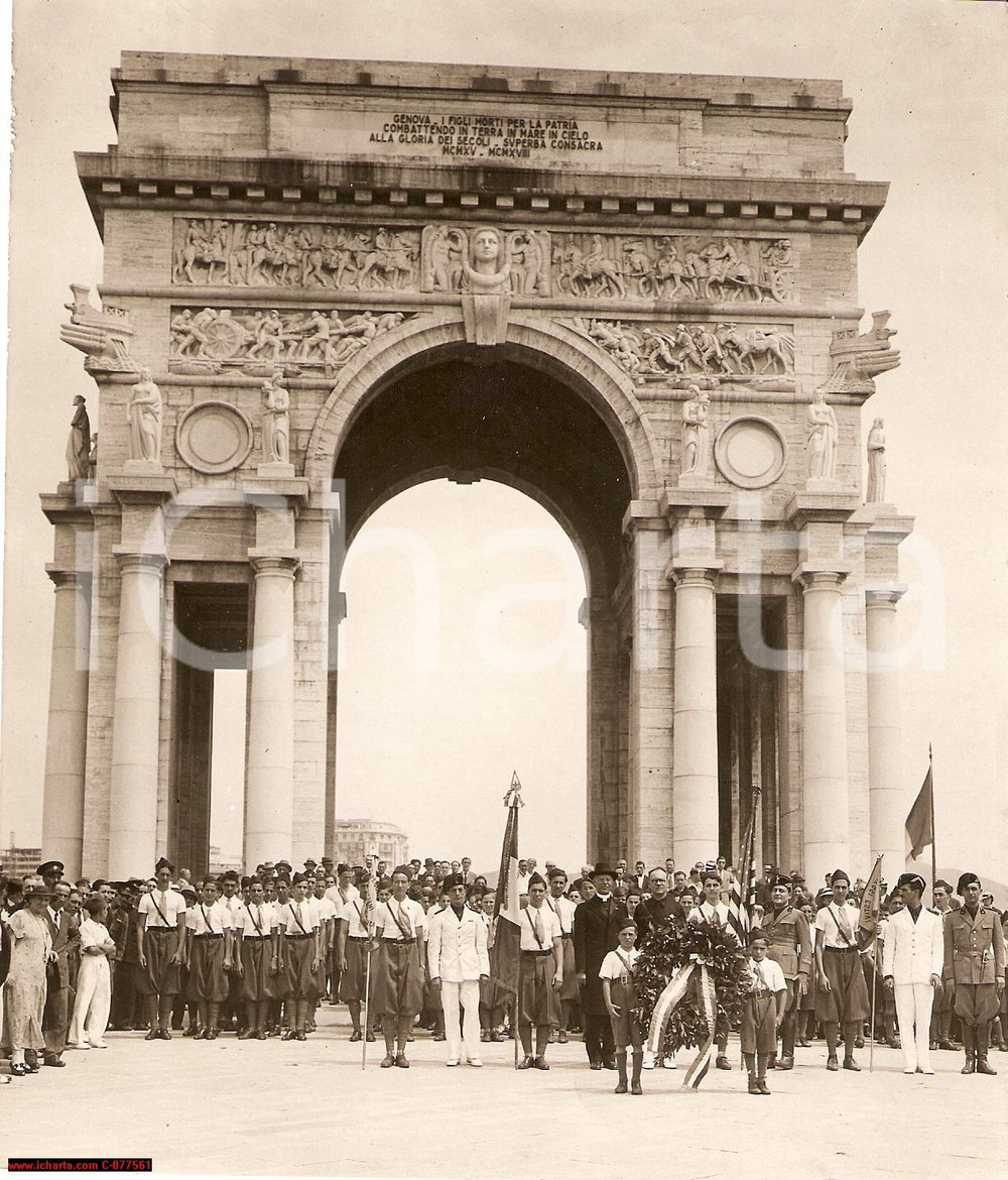 Fotografia d epoca originale 1935 GENOVA  250 Studenti ItaloAmerican Group shot 1