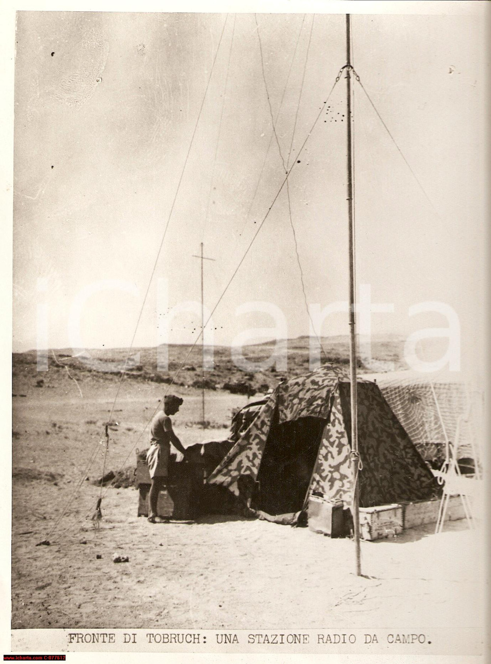 Fotografia d epoca originale 1941 WW2 Assedio Tobruch Stazione Radio da Campo FOTO 1