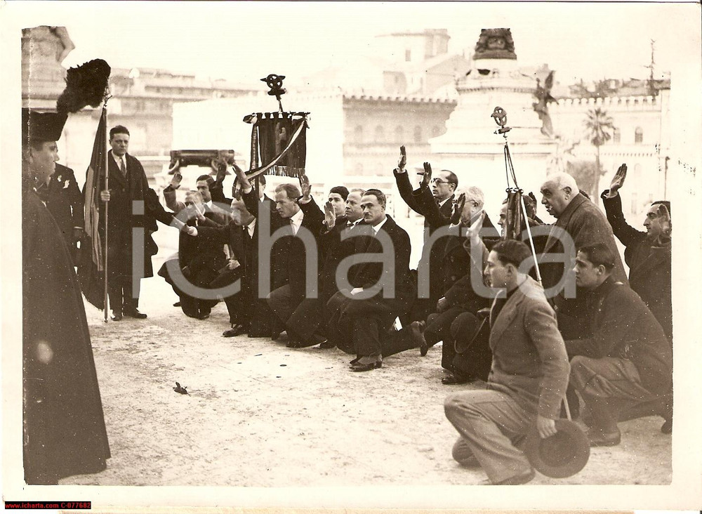 Fotografia d epoca originale 1930 ca ROMA Italiani residenti in CANADA rendono omaggio al MILITE IGNOTO Foto 1