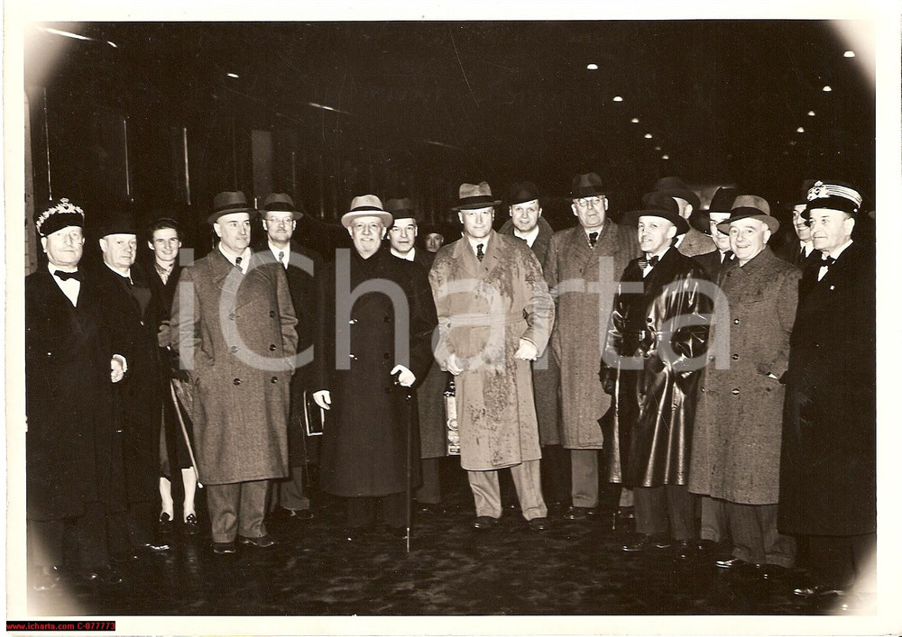 Fotografia d epoca originale 1938 MILANO Giuseppe VOLPI riceve membri Federazione Industria Germanica FOTO 1