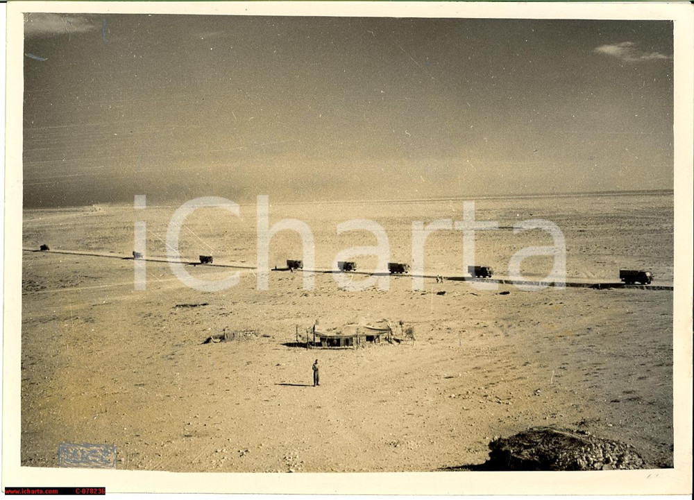 Fotografia d epoca originale 1941 Cirenaica Assedio di Tobruch WW2 Foto convoglio 1