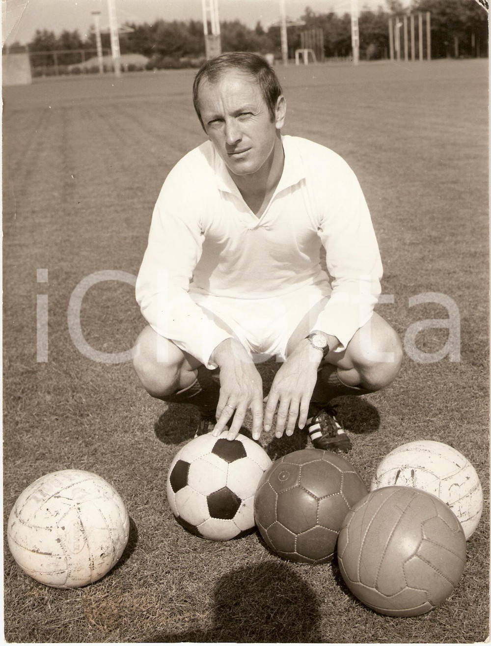 Fotografia d epoca originale 1980 circa GERMANIA Calcio Kurt LINDER Allenatore Ritratto Fotografia 1