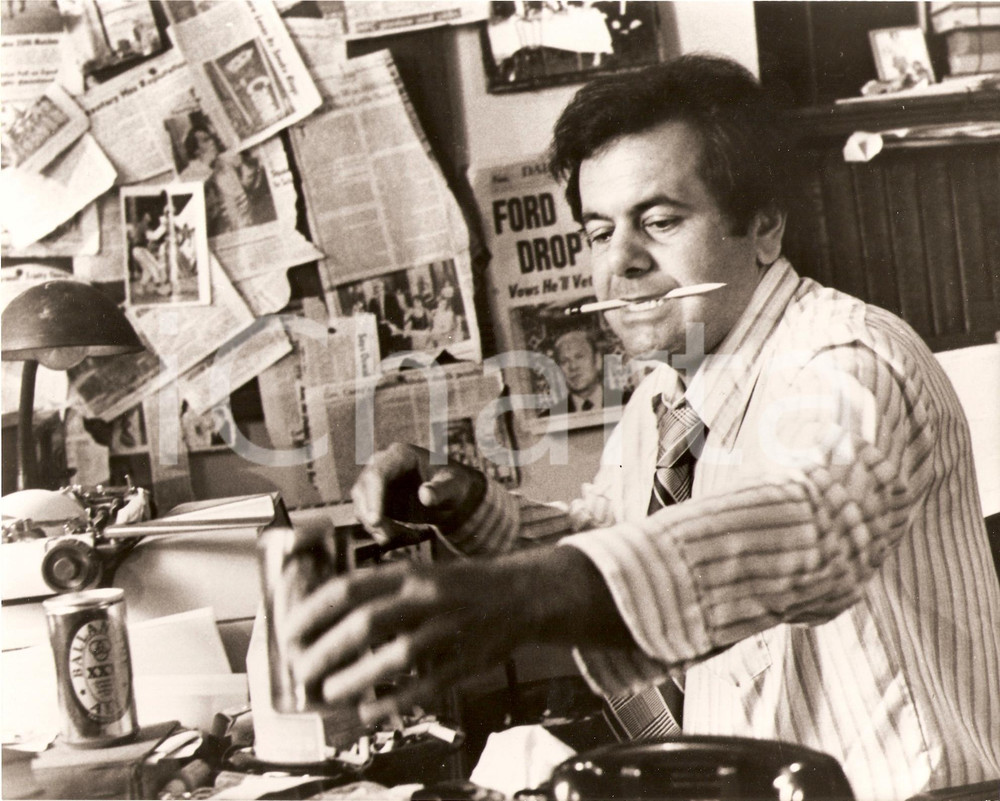 Fotografia d epoca originale 1978 SLOW DANCING IN THE BIG CITY Paul SORVINO journalist of DAILY MIRROR Photo 1