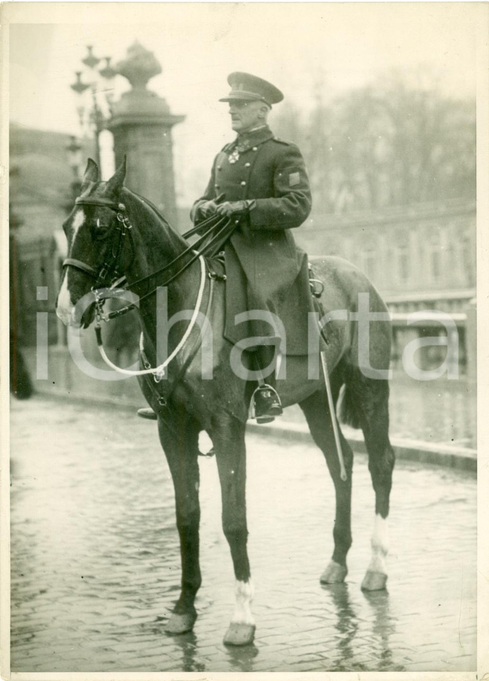 Fotografia d epoca originale 1932 BRUXELLES Generale TERMONIA passa in rassegna truppe guarnigione Fotografia 1