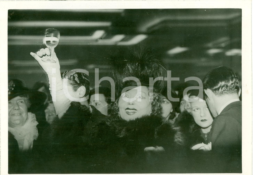 Fotografia d epoca originale 1933 PARIS CÃ©cile SOREL inauguration Salon QualitÃ© FranÃ§aise Photographie 1