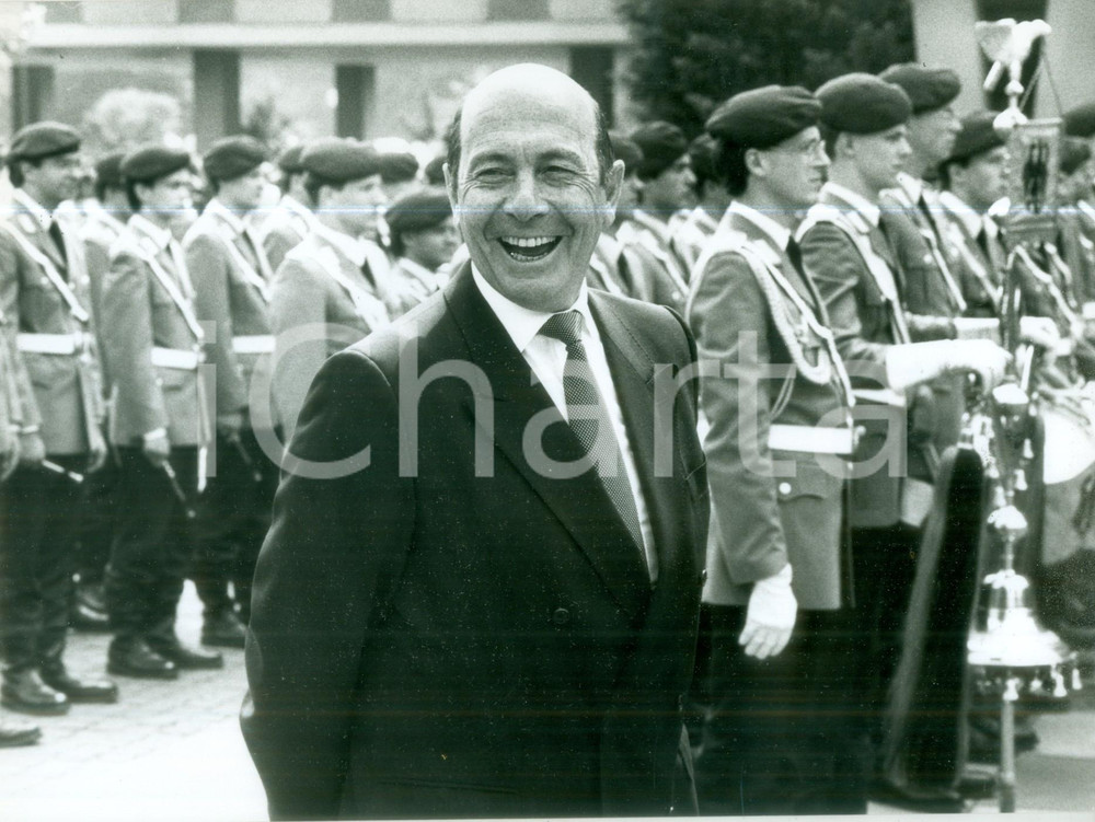 Fotografia d epoca originale 1990 ca BONN DE Manfred WORNER Ministro della Difesa alla Hardthohe Fotografia 1