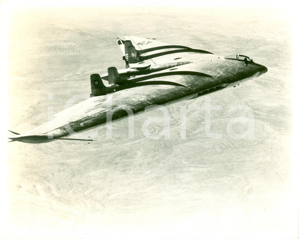 Fotografia d epoca originale 1950 ca U.S.A.F. Aereo militare NORTHROP YRB49A YB35 in volo Fotografia 1