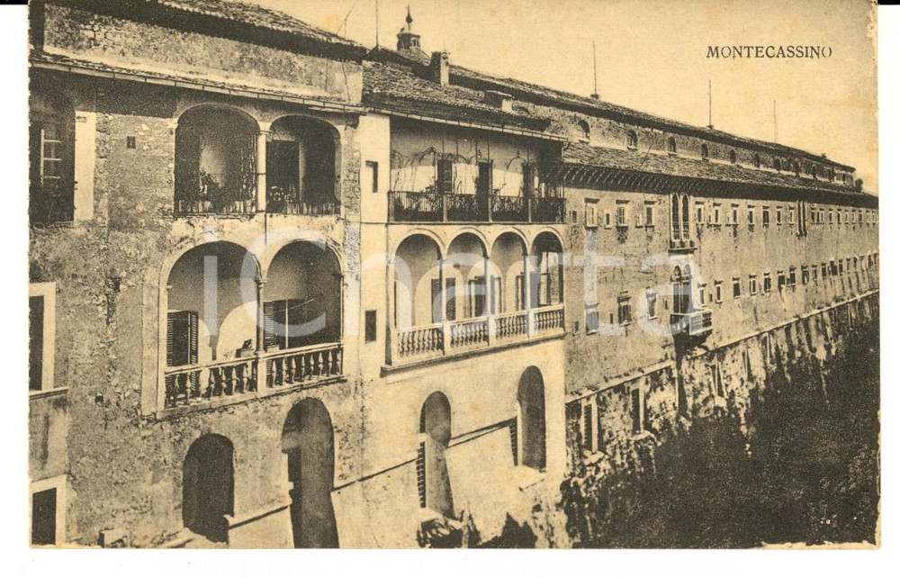 Cartolina originale da collezione 1915 ca ABBAZIA DI MONTECASSINO Veduta esterna Cartolina postale FP 1