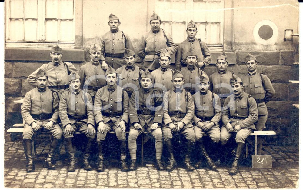 Fotografia d epoca originale 1919 ARMEE DE TERRE FRANCE Grenadiers du 44e rÃ©giment Photo de groupe 1