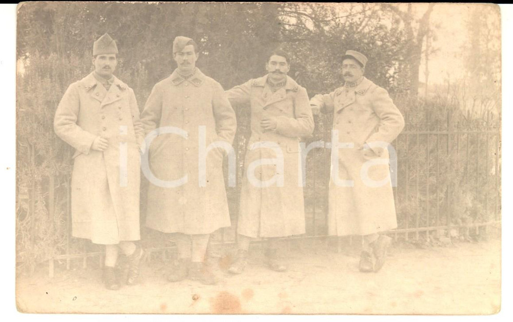 Fotografia d epoca originale 1915 ca WW1 FRANCE Soldats du 38e rÃ©giment infanterie dans un jardin Photo 1